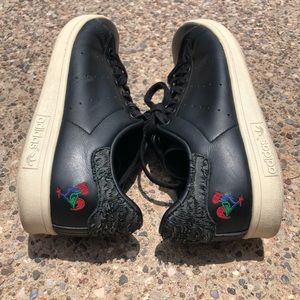 listing-status-banner